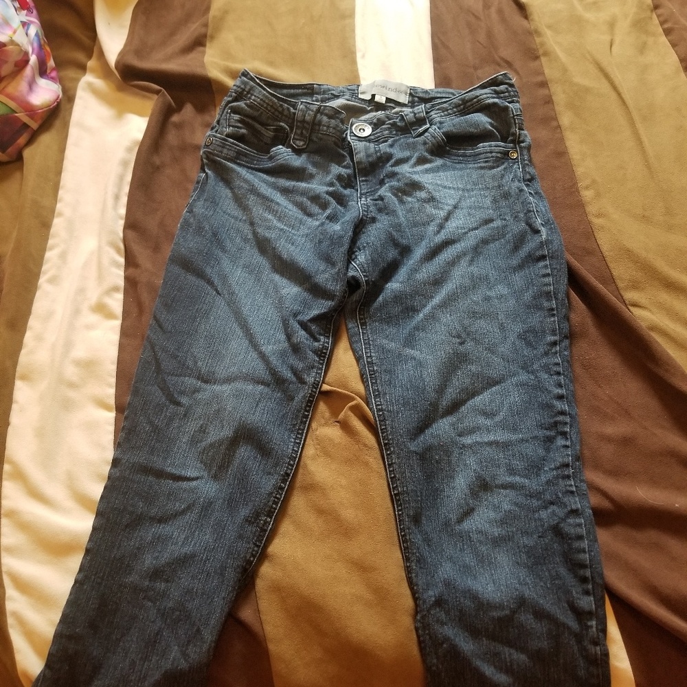 capris